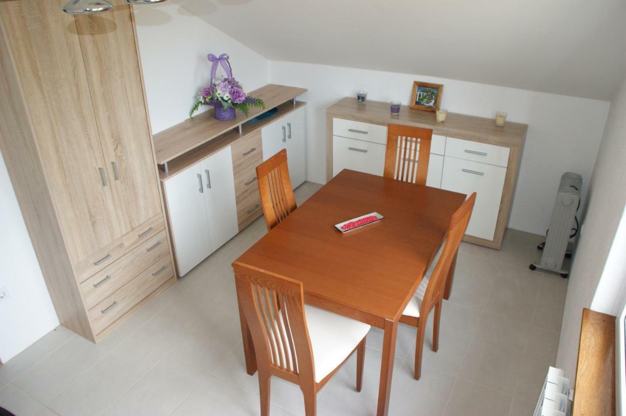 Apartman "Bogut" Слунь Екстер'єр фото