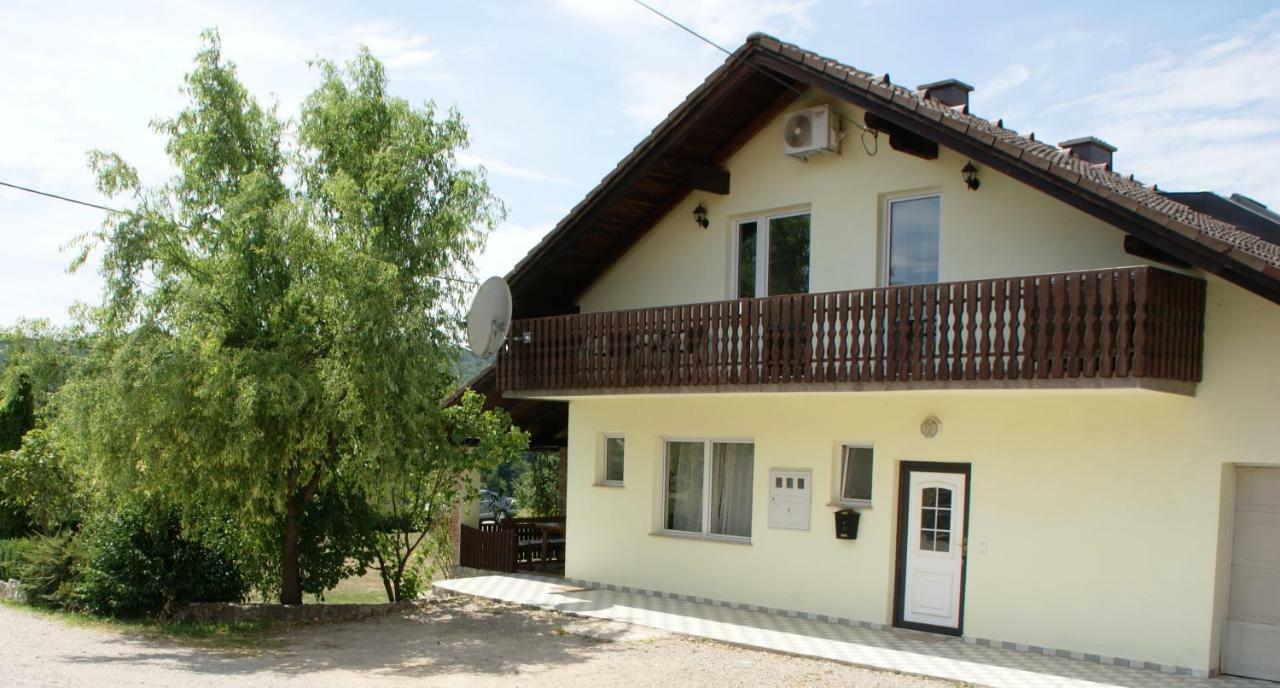 Apartman "Bogut" Слунь Екстер'єр фото