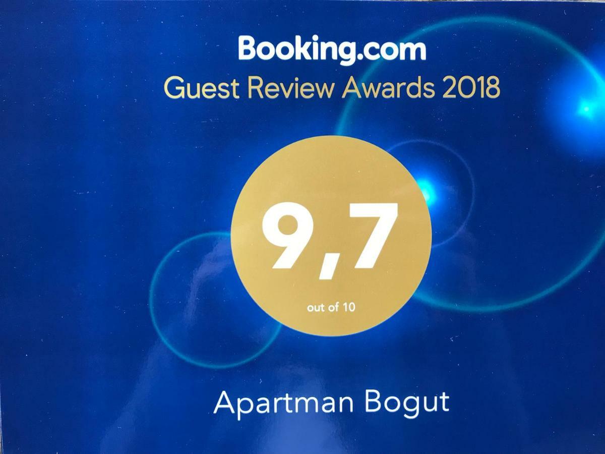 Apartman "Bogut" Слунь Екстер'єр фото
